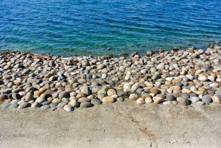 How To Find The Most Beautiful Beach Rock